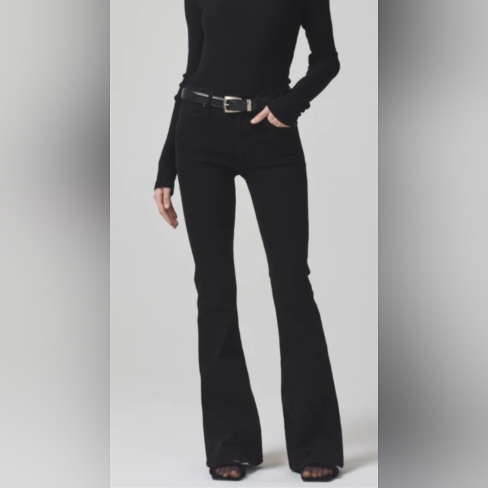 🌟 HOST PICK 🌟NWT Citizens Of Humanity Isola Flare in Plush Black